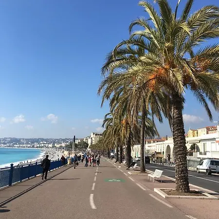Rue Barla * Nice
